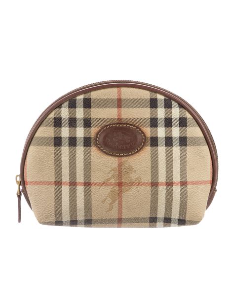 burberry clutches price